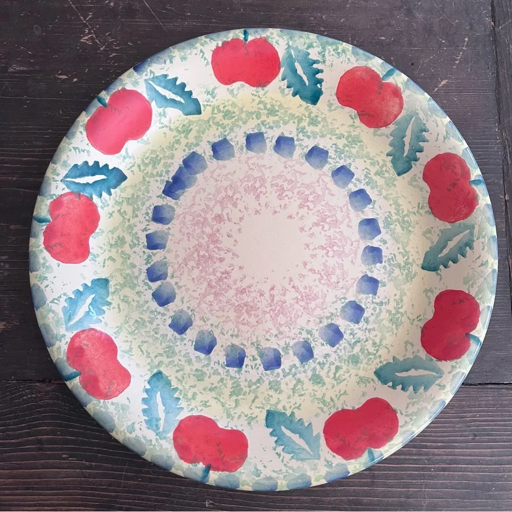 Vintage Crate & Barrel Italy Handpainted Tomato/Apple Leaf Print Ceramic Plate